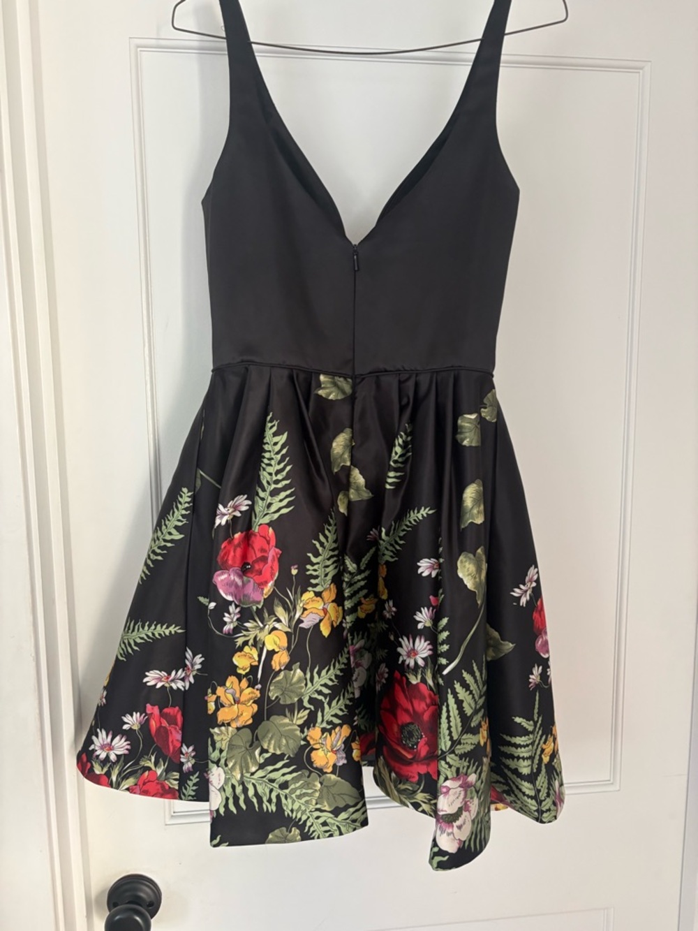 Sherri Hill Black and Beige Evening Dress - Picture 7 of 7